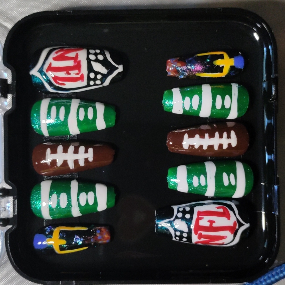 NFL American Football Nails - Custom Press On Nails
